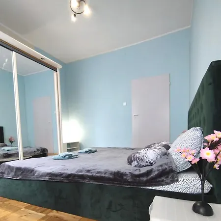Tylko Nowy Rok Fajerwerki Widok Z Mieszkania, Przy Plazy, Morze, Grand